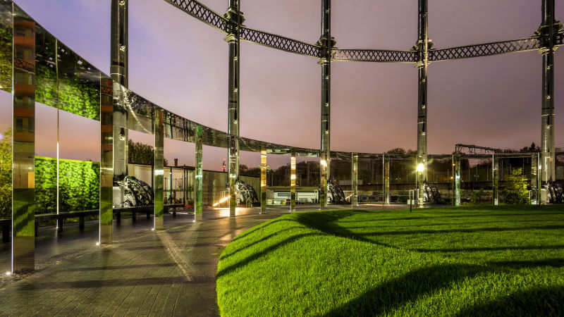 Hip Hop Yoga at Gasholder Park